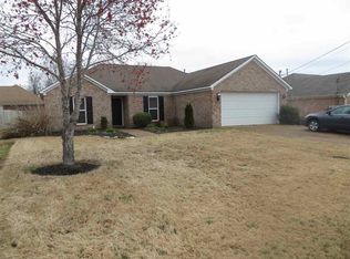 255 Sebastian Dr, Jackson, TN 38305