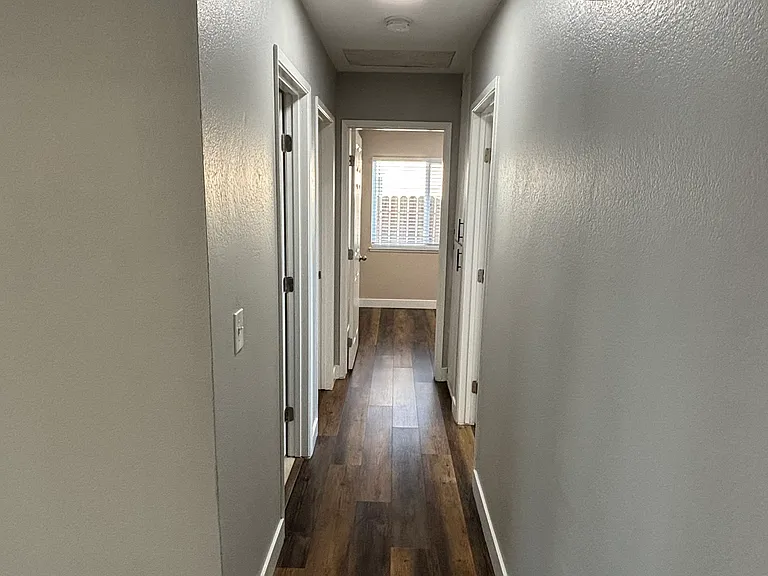 5918 Sky Meadow St — Photo 7