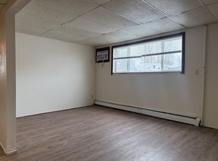 911 Western Rd APT 2, Wahpeton, ND 58075