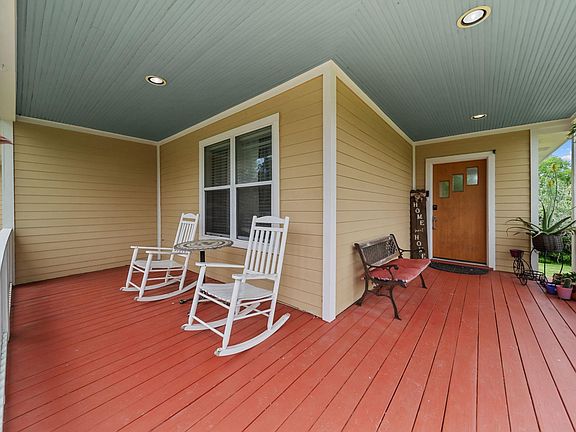 2nd image of 202 Sweed St