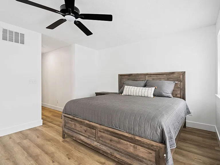 NorthWest TownHomes — Photo 35