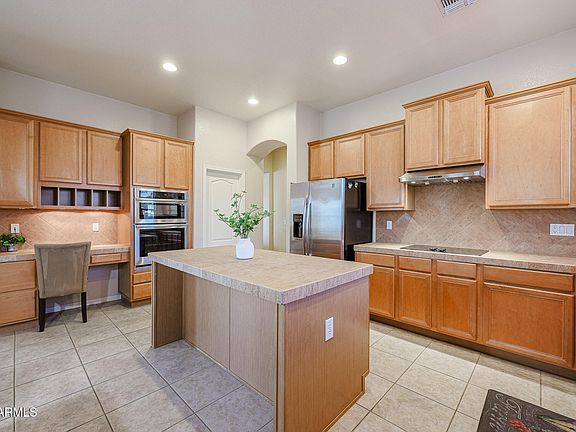 5th image of 8061 W CARLOTA Lane