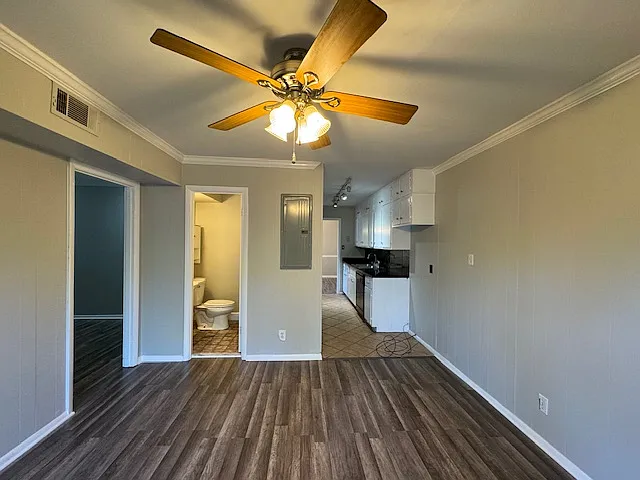 2259 Robin Lyn Ct — Photo 5