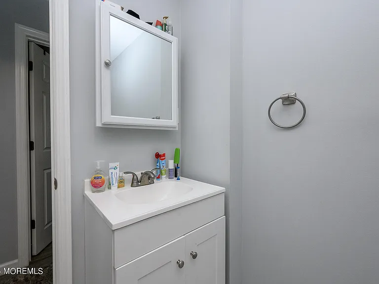 405 Main St #2 — Photo 13