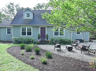 56 Oakland Rd, Richmond, RI 02892