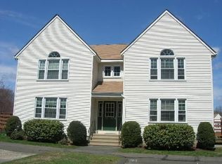 14 Pinney St APT 38, Ellington, CT 06029