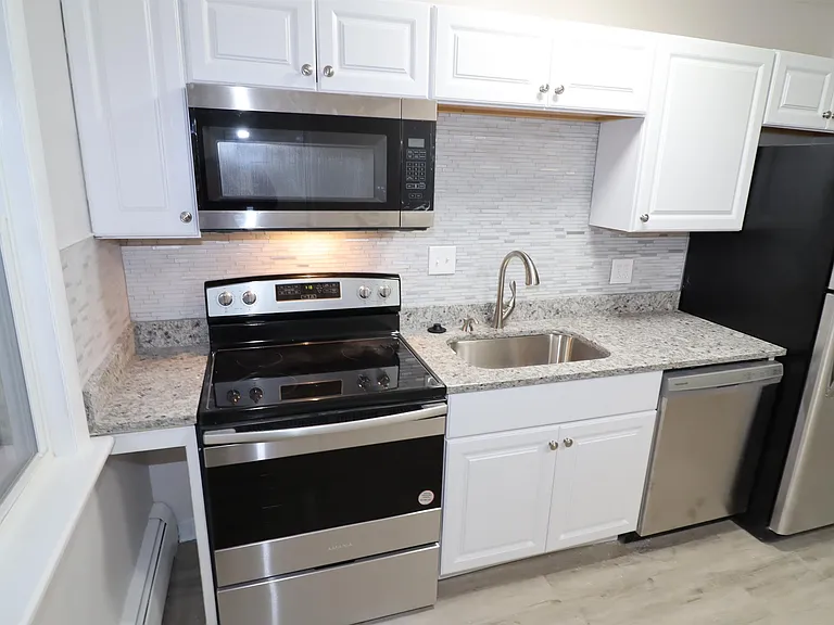 139 Litchfield Pines Dr — Photo 9