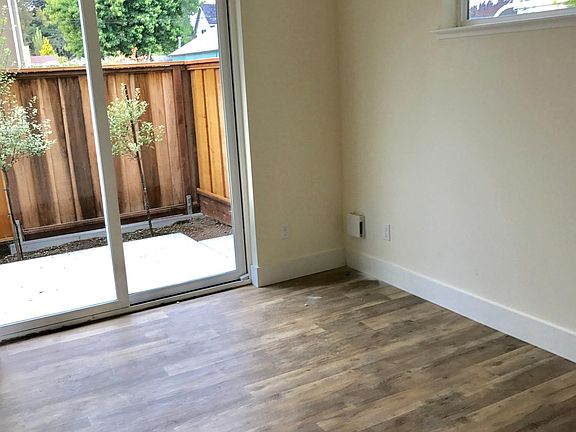5th image of 716 Seabright Ave #107