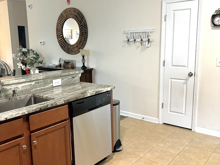 6253 Catalina Dr #1421 — Photo 12