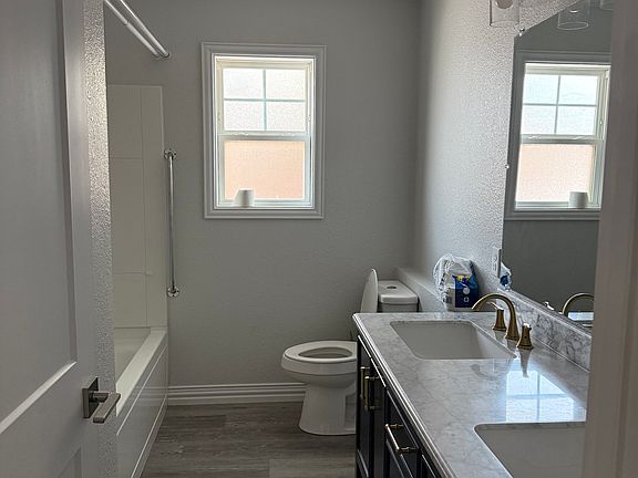 5th image of 1305 Edgehill Trl