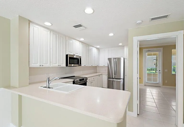4526 Illicium Dr — Photo 10