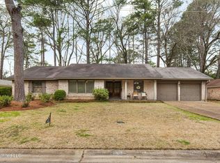 5435 Kaywood Dr, Jackson, MS 39211