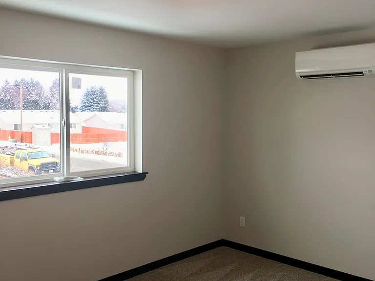 2300 N Landon Ln — Photo 29