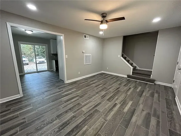 27 Peyton Pl SW #27 — Photo 4