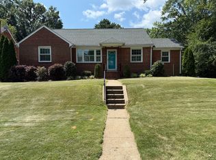 3807 Stuart Ave, Richmond, VA 23221