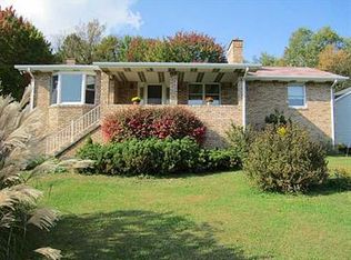 969 Brownstown Rd, Apollo, PA 15613