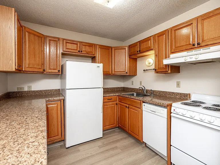 2644 Hunt St #13 — Photo 3