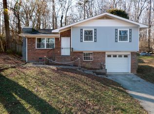 120 Laurelwood Cir, Rossville, GA 30741