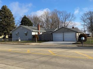 215 Highland Dr, Forsyth, IL 62535