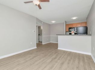 215 Lake Brook Cir UNIT 101, Brandon, FL 33511