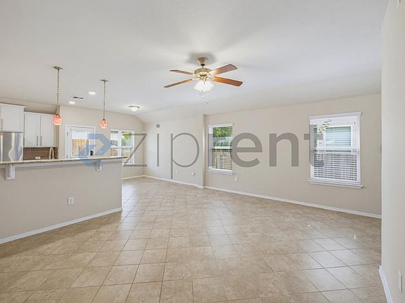 3rd image of 222 Noddy Rd