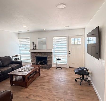 2nd image of 543 American Oaks Ave