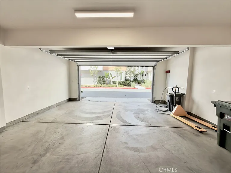 977 E Mason Ln #116 — Photo 32