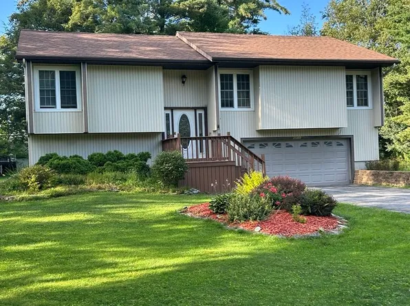 26609 Andrew Dr, Watertown, NY 13601