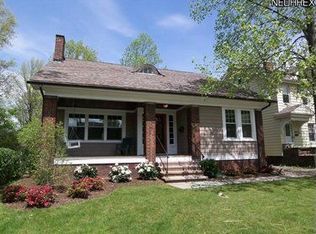 3065 Essex Rd, Cleveland Heights, OH