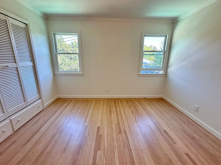 9 Bungalow Ave — Photo 21