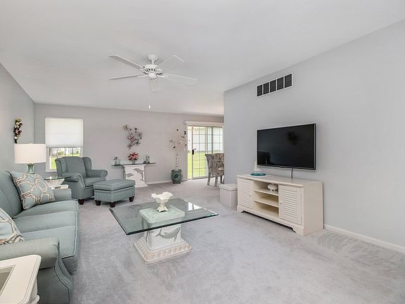 5th image of 18237 Crownhill Dr