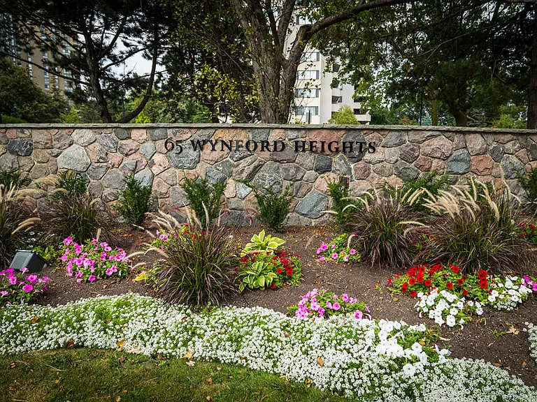 65 Wynford Heights Cres — Photo 3