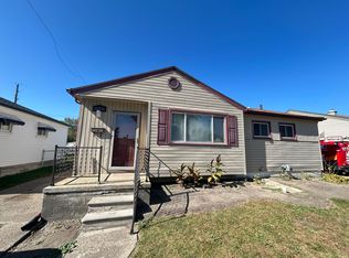 29731 Rosemont St, Roseville, MI 48066