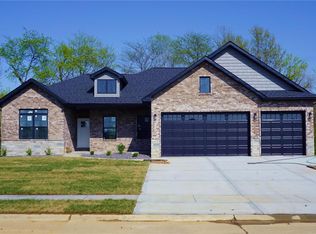 1248 Scuddler, Troy, IL 62294
