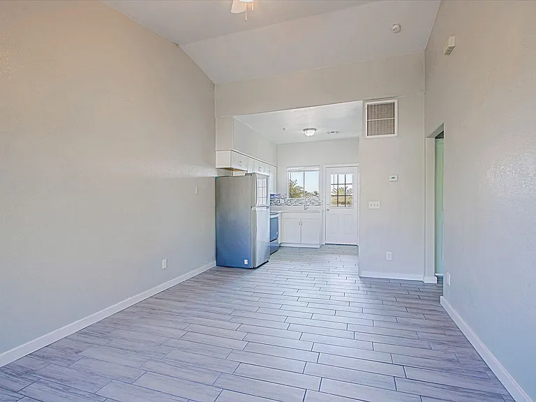 1614 W Purdue Ave — Photo 6
