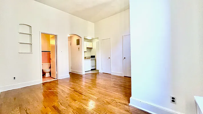 Rented by JK Dansar Corp | media 1