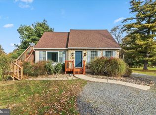 52 W Main St, Elverson, PA 19520