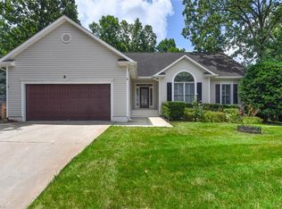 3 Bearkling Pl, Greensboro, NC 27407