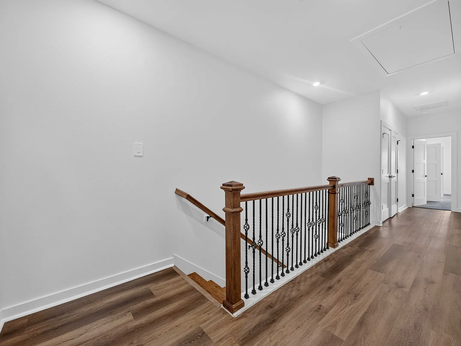 3 bed, 2.5 bath, 1950 sqft, $2,500 — Photo 4