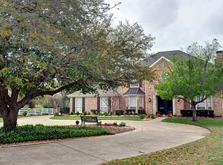 3518 Estates Dr, Dalworthington Gardens, TX 76016