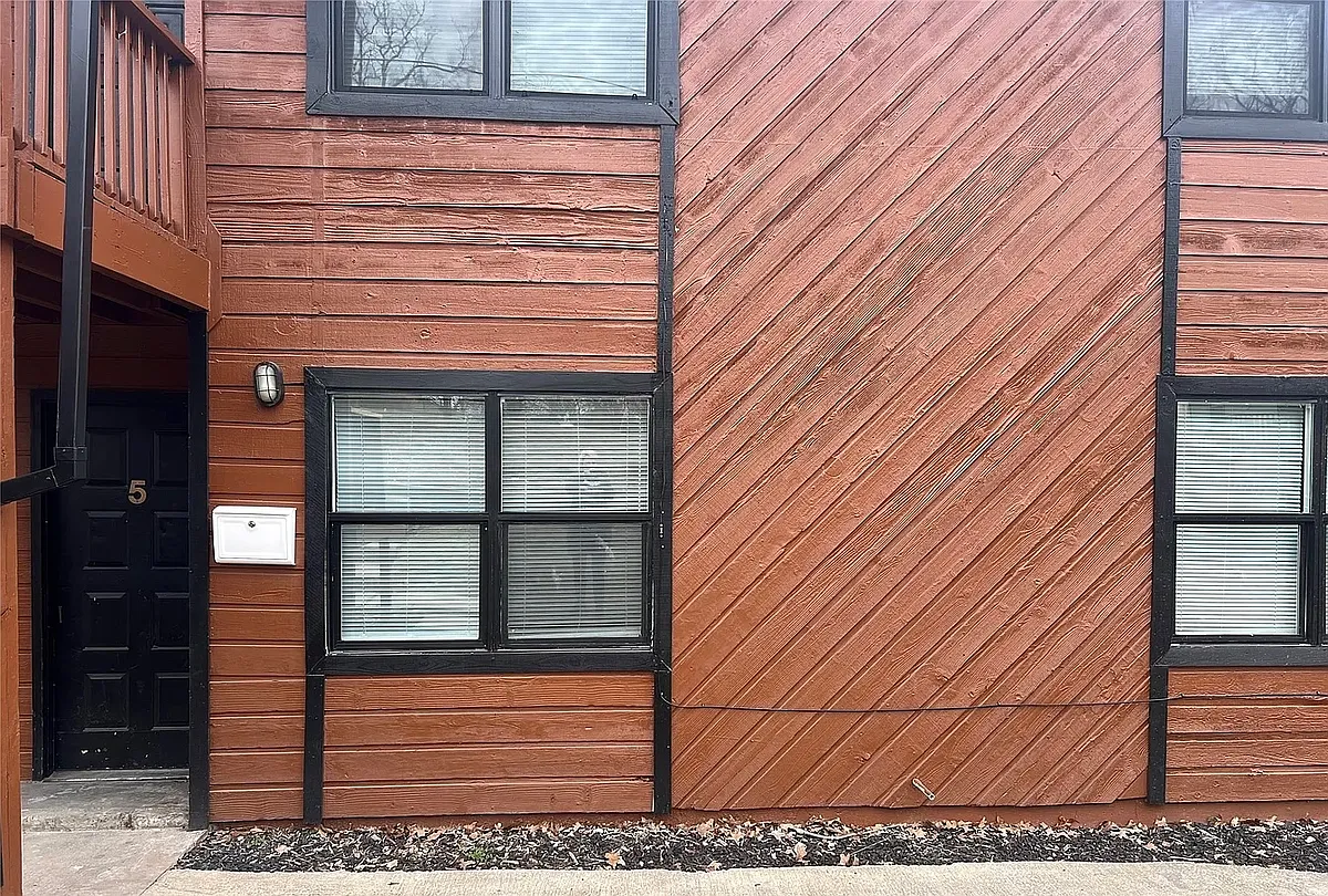 Building Photo - 503 W Allen 5/b #5