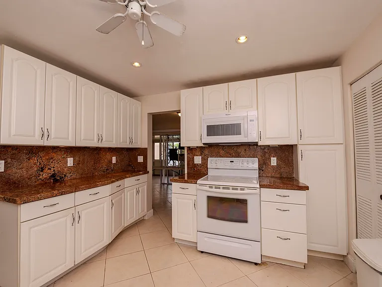 2107 Campanelli Blvd — Photo 8