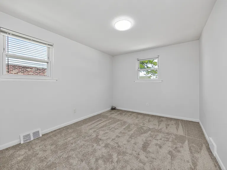 202 Green St #1 — Photo 13
