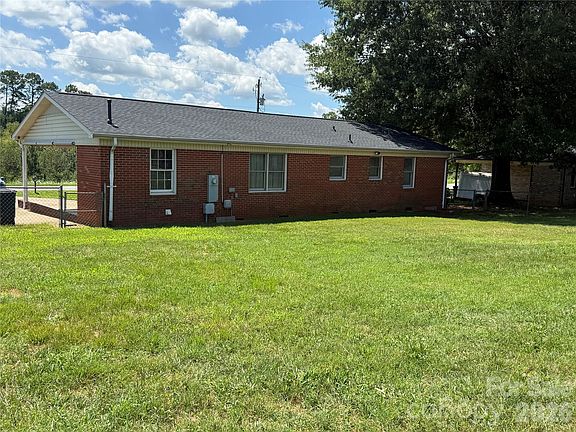 3rd image of 1710 Patrick Ave
