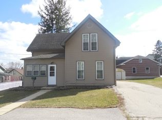 429 E Harriet St, Darlington, WI 53530