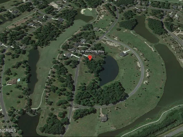 176 W Winding Way, Wallace, NC 28466