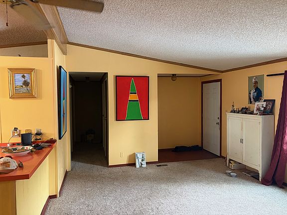 3rd image of 935 Ranch Ln