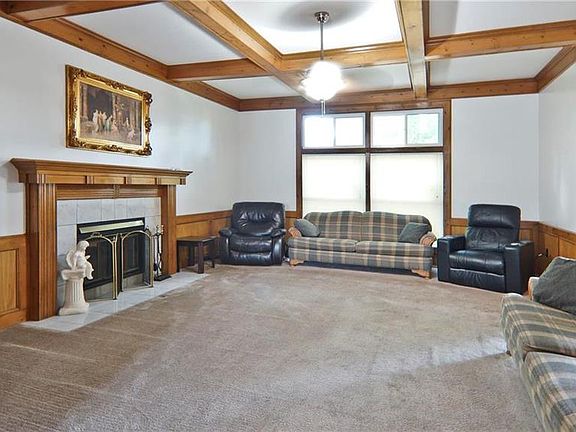 4th image of 2212 SW Park Ave