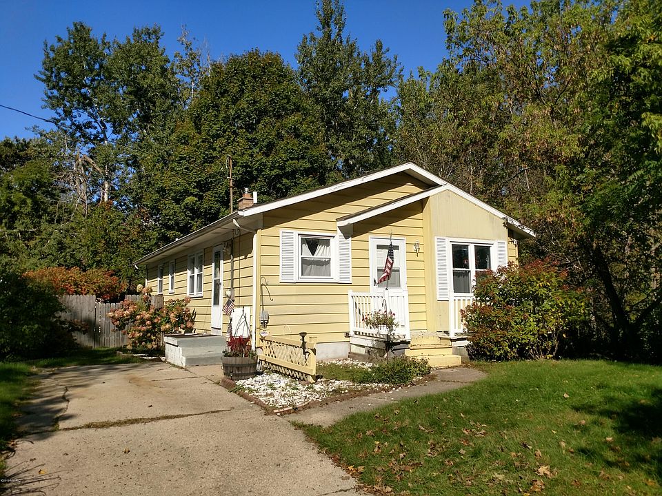 1st image of 3001 Tuell St NW