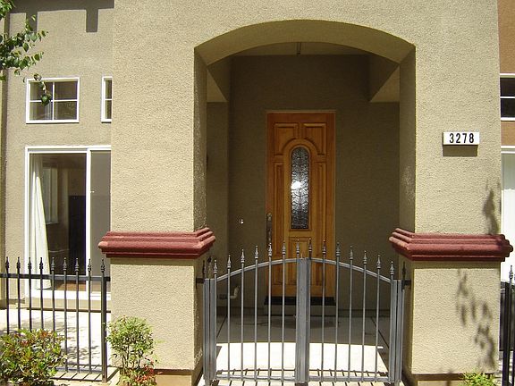 3rd image of 3278 Lago De Como Pl